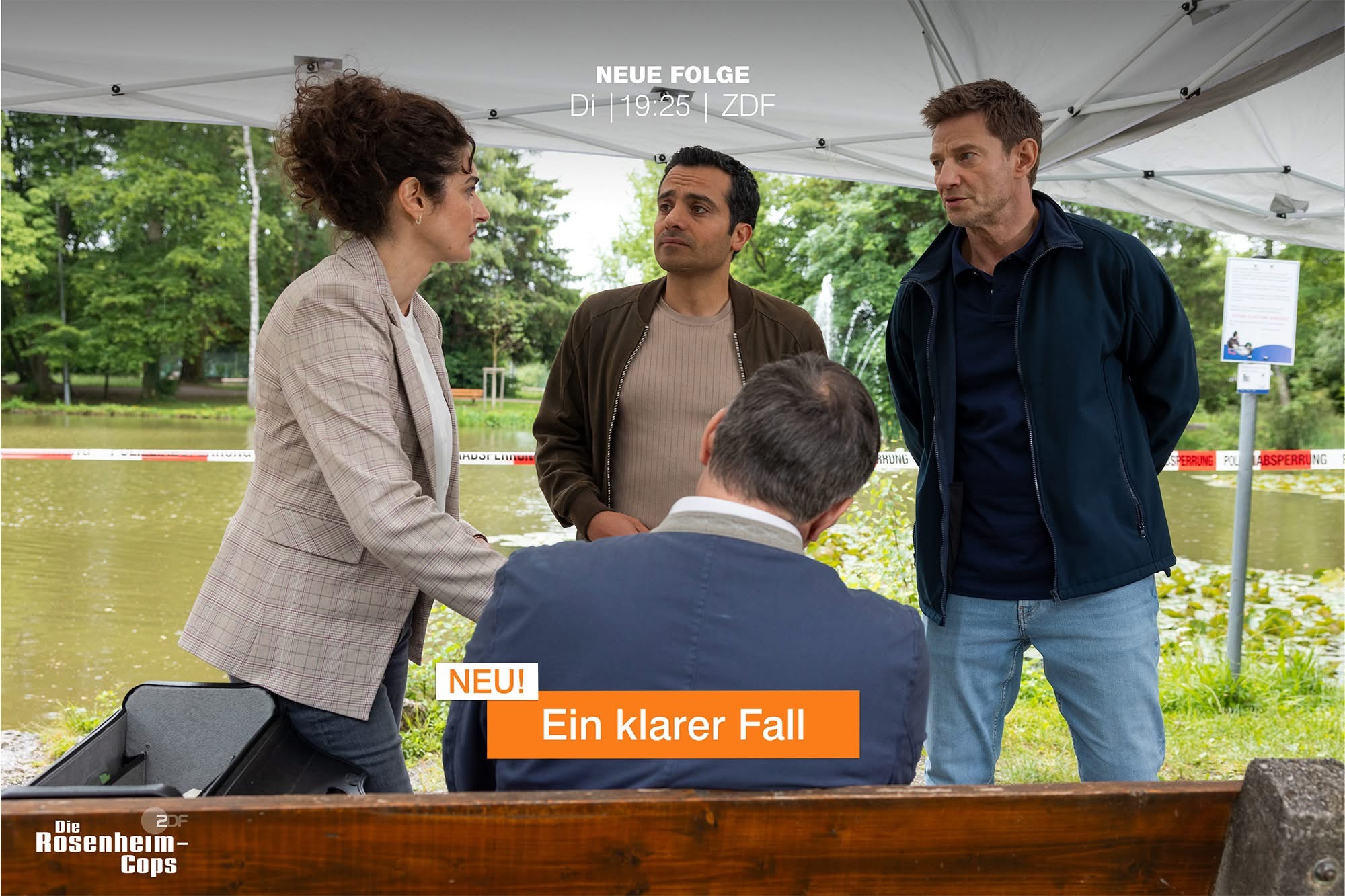 Regisseur Manuel Grabmann am Set von Die Rosenheim-Cops Folge Ein klarer Fall